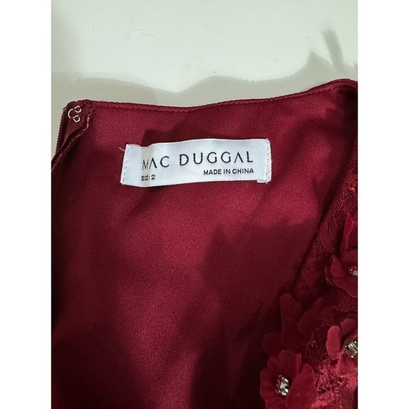 Mac Duggal Gown Dress Tiered Floral Embellished V Neck Deep Red Size 2 - Picture 9 of 16